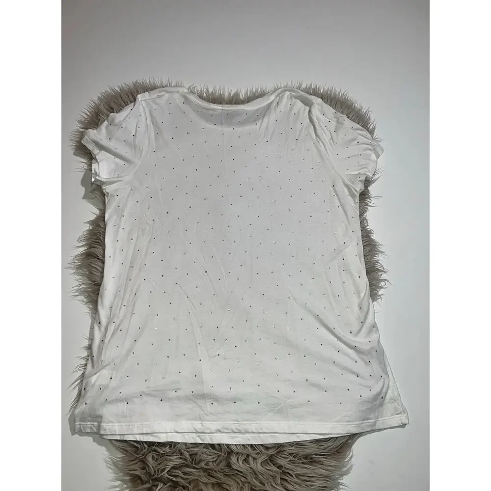 Torrid women’s white tee - Picture 12 of 12